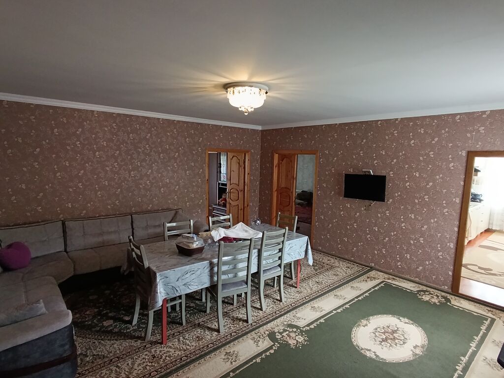 150 kv. m, 3 otaqlı, Artezian quyusu, Telefon, Qaz