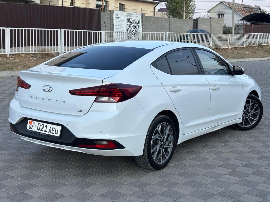Hyundai Avante: 2020 г., 1.6 л, Автомат, Бензин, Седан: фото 4