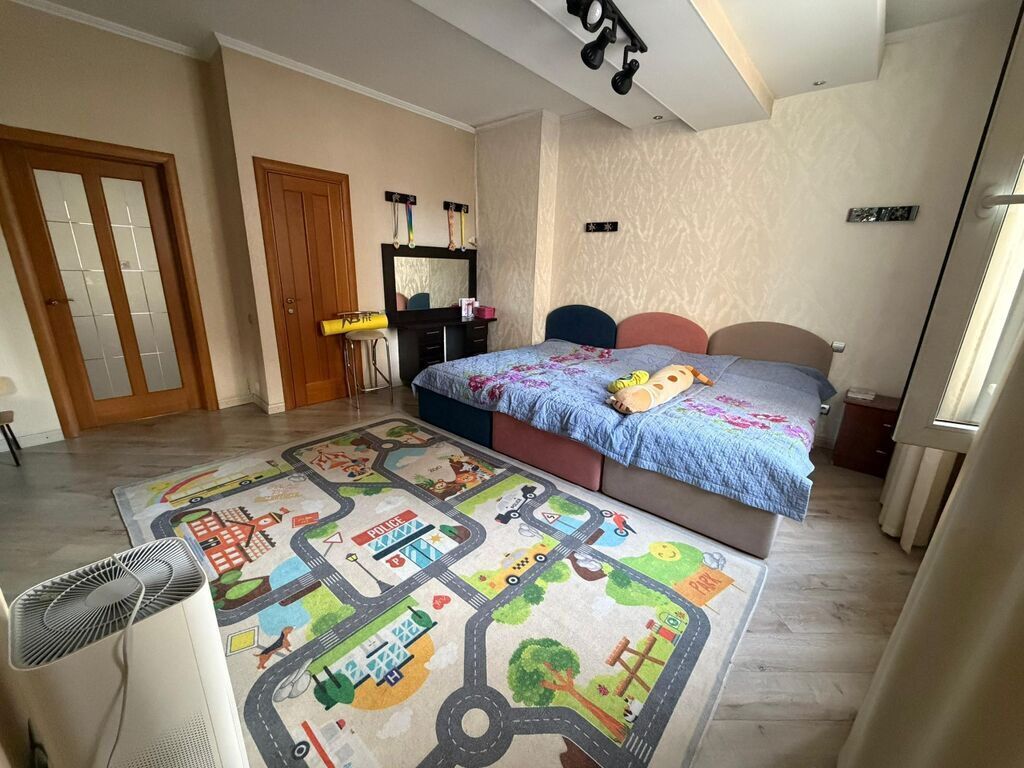 4 комнаты, 186 м², Элитка, 2 этаж, Евроремонт — фото 2