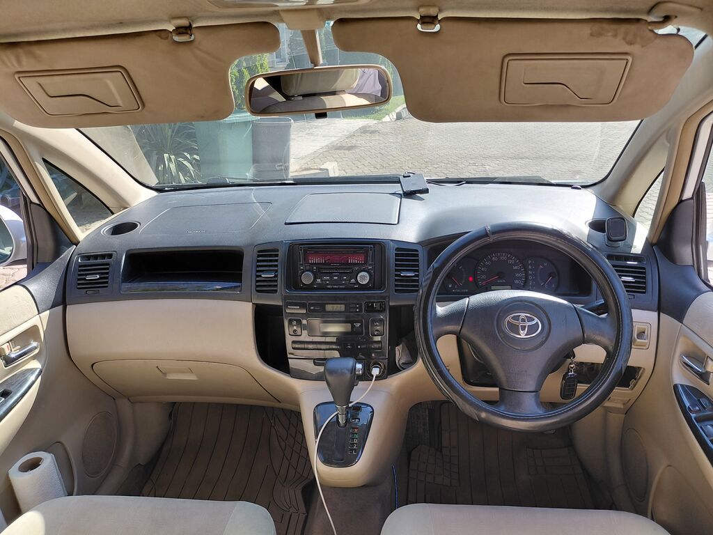 Toyota Corolla Spacio: 2003 г., 1.5 л, Автомат, Бензин, Минивэн: фото 6