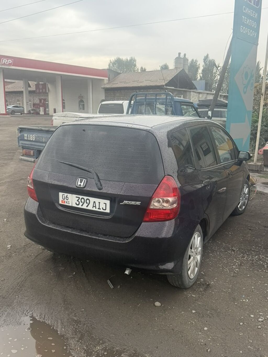 Honda Jazz: 2008 г., 1.4 л, Автомат, Бензин, Хэтчбэк: фото 3