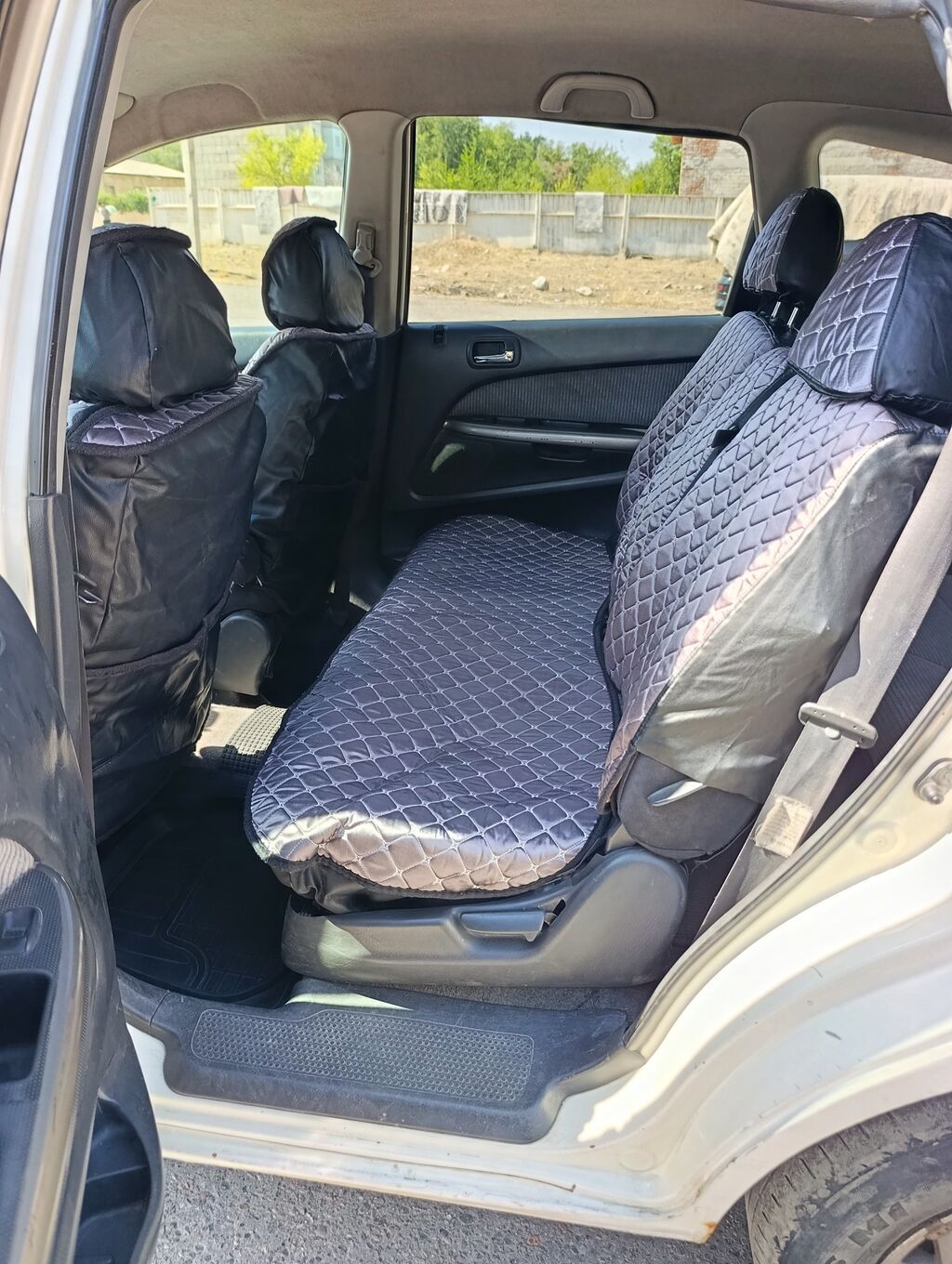 Honda Stream: 2001 г., 2 л, Автомат, Бензин, Минивэн: фото 6