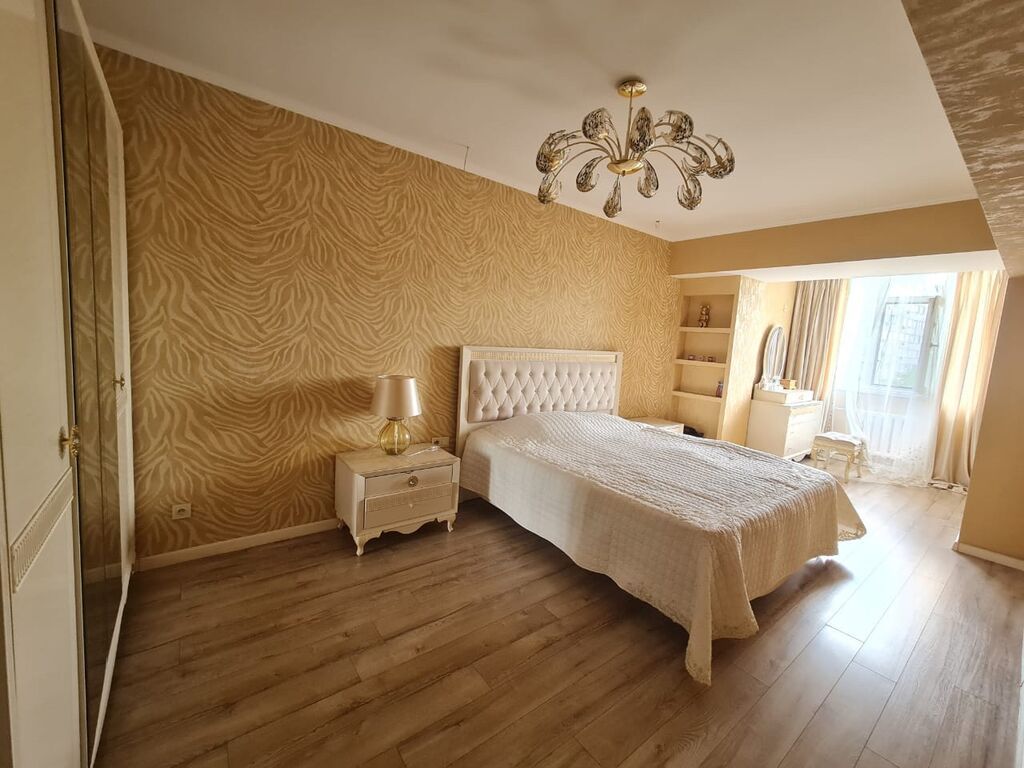 4 комнаты, 136 м², Дордой Плаза ТРЦ Индивидуалка, 5 этаж, Свежий ремонт: фото 8
