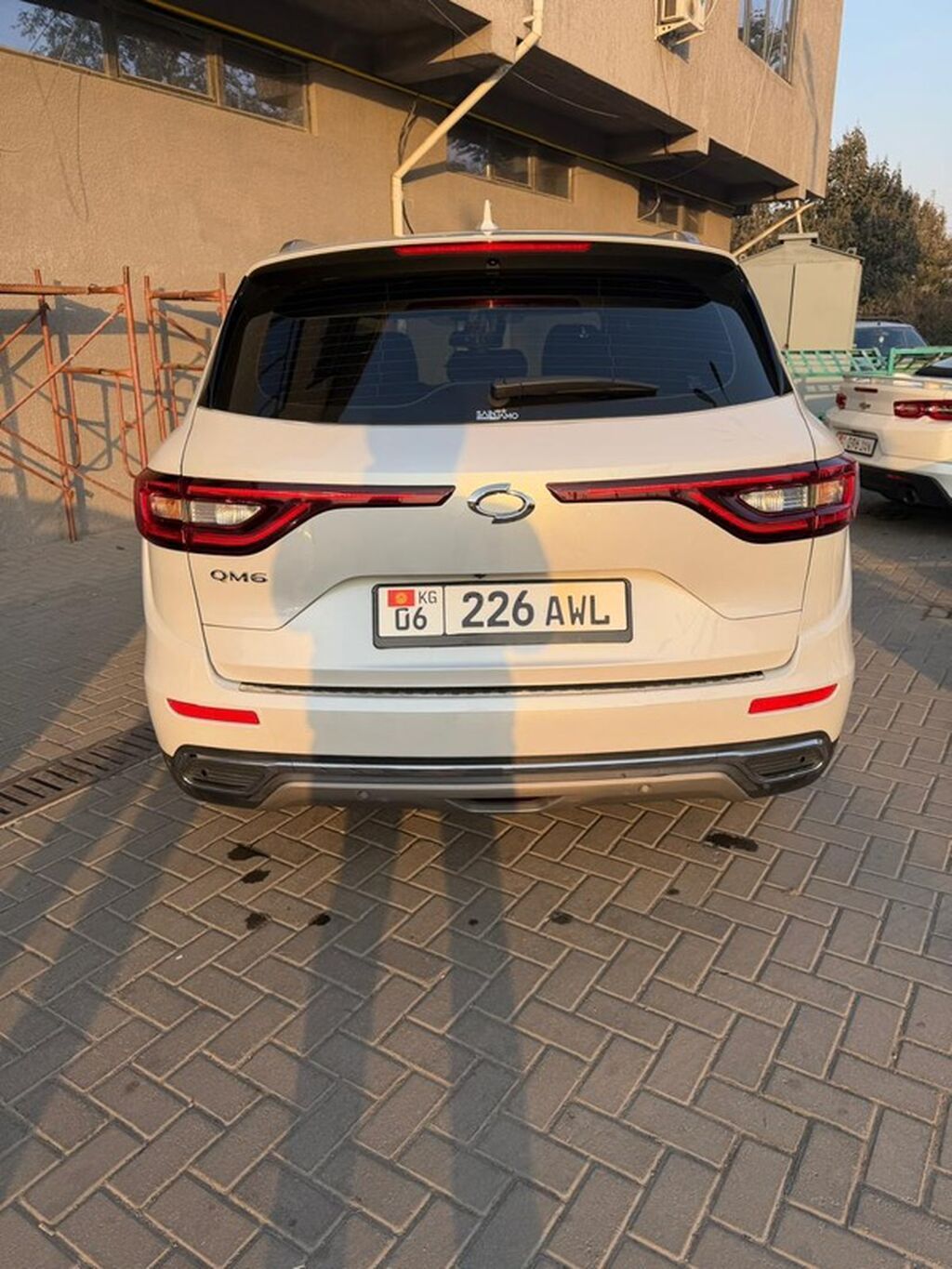 Renault Samsung QM6: 2022 г., 2 л, Автомат, Газ, Кроссовер: фото 4