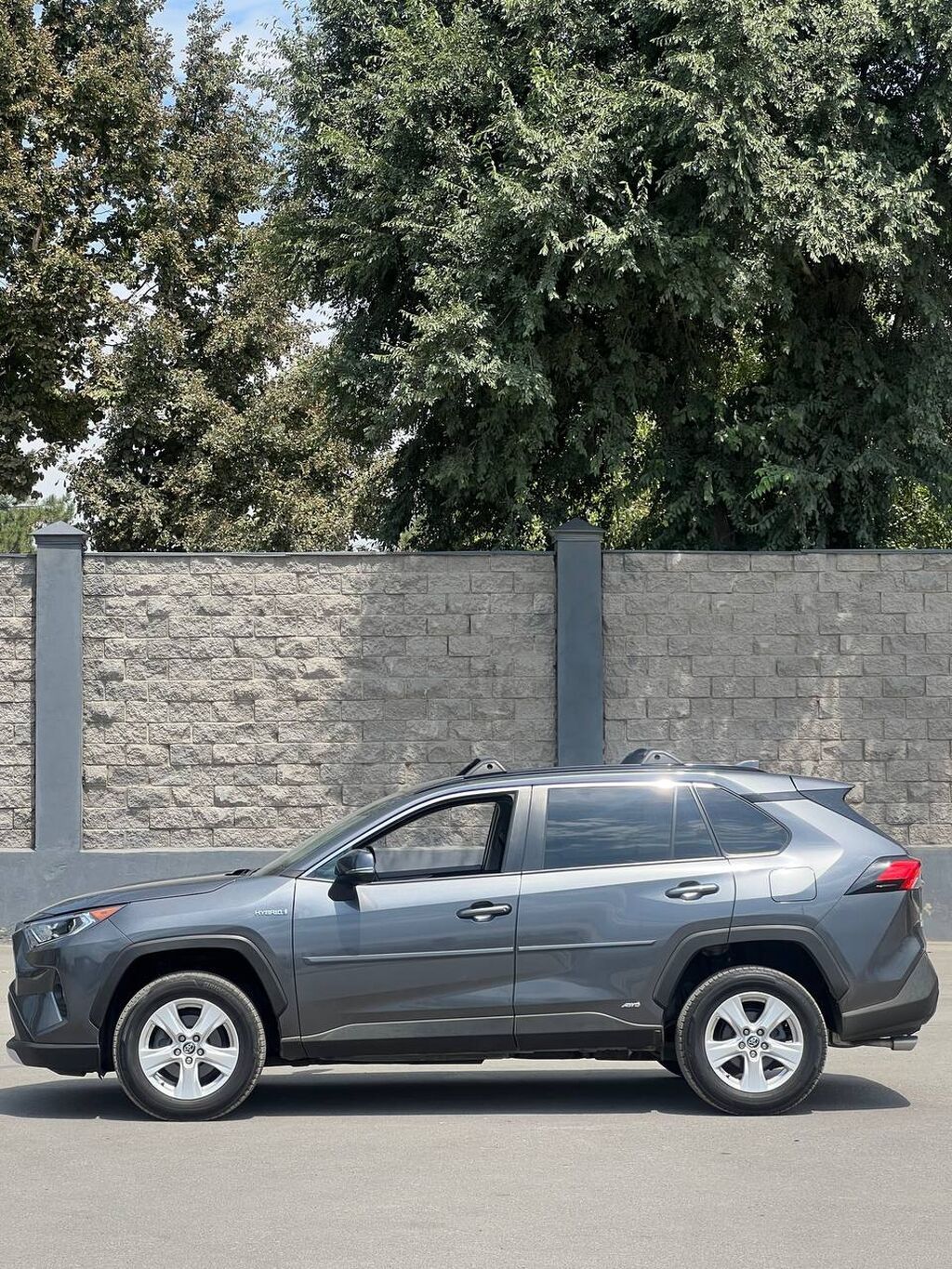 Toyota RAV4: 2020 г., 2.5 л, Вариатор, Гибрид, Кроссовер: фото 8