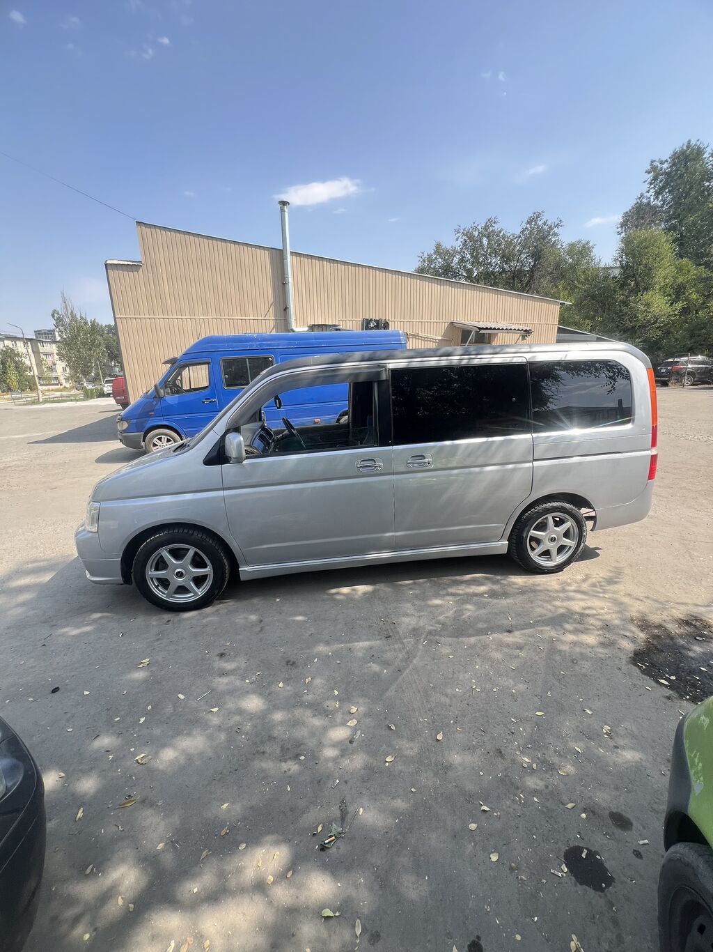 Honda Stepwgn: 2001 г., 2 л, Автомат, Бензин, Универсал: фото 2