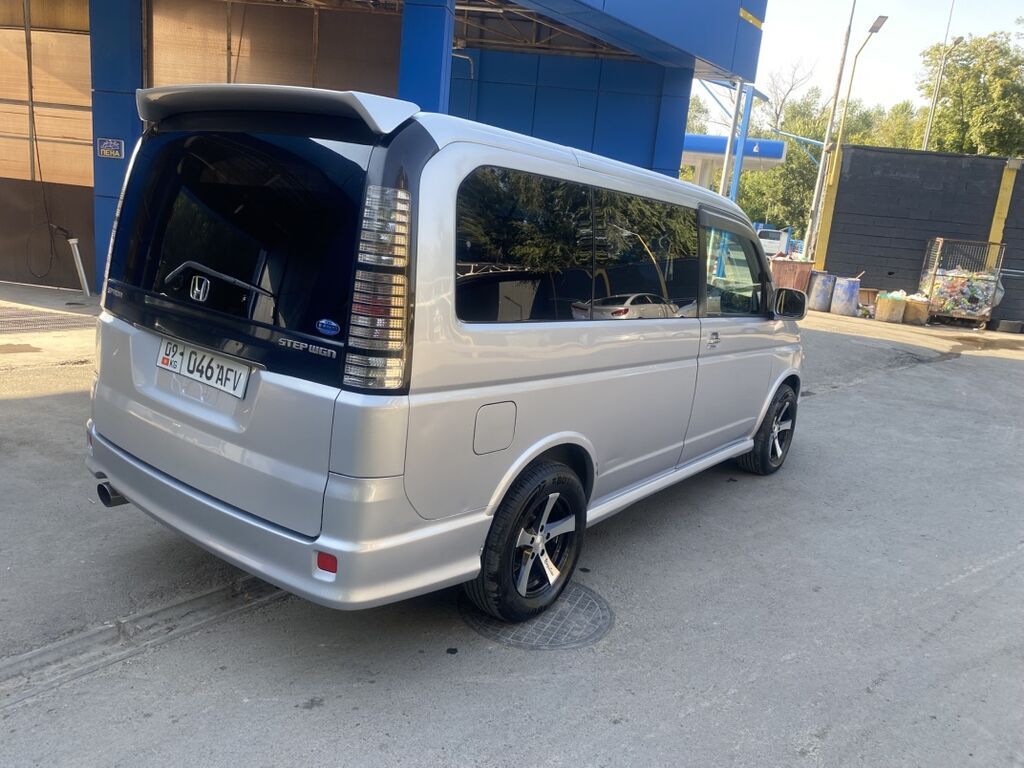 Honda Stepwgn: 2003 г., 2 л, Автомат, Бензин, Минивэн: фото 7
