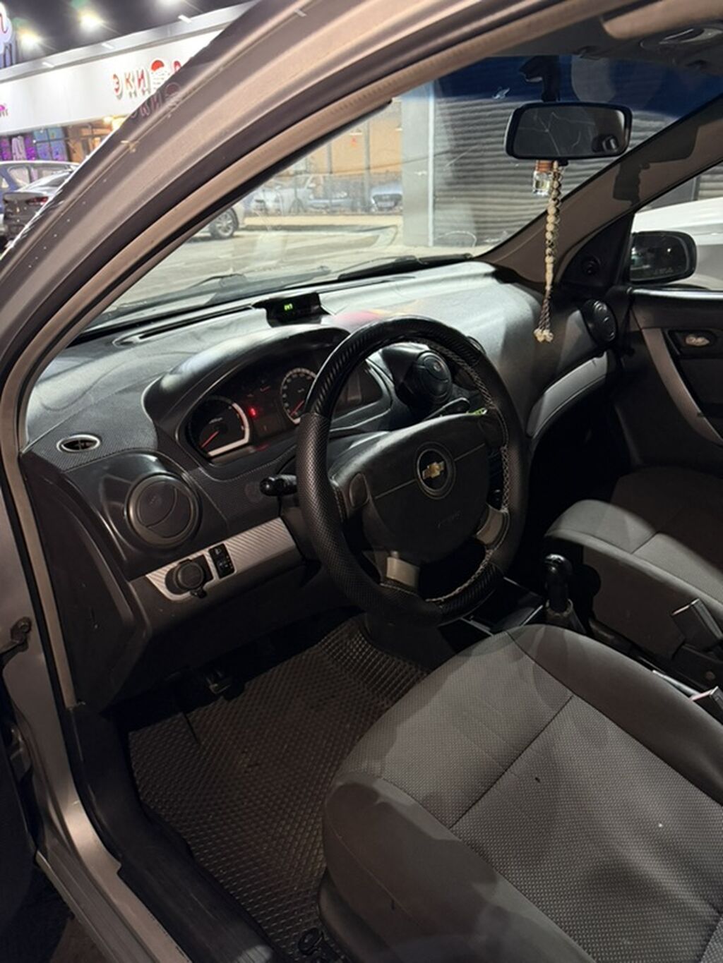 Chevrolet Aveo 2007, 1.2 л, механика: фото 4