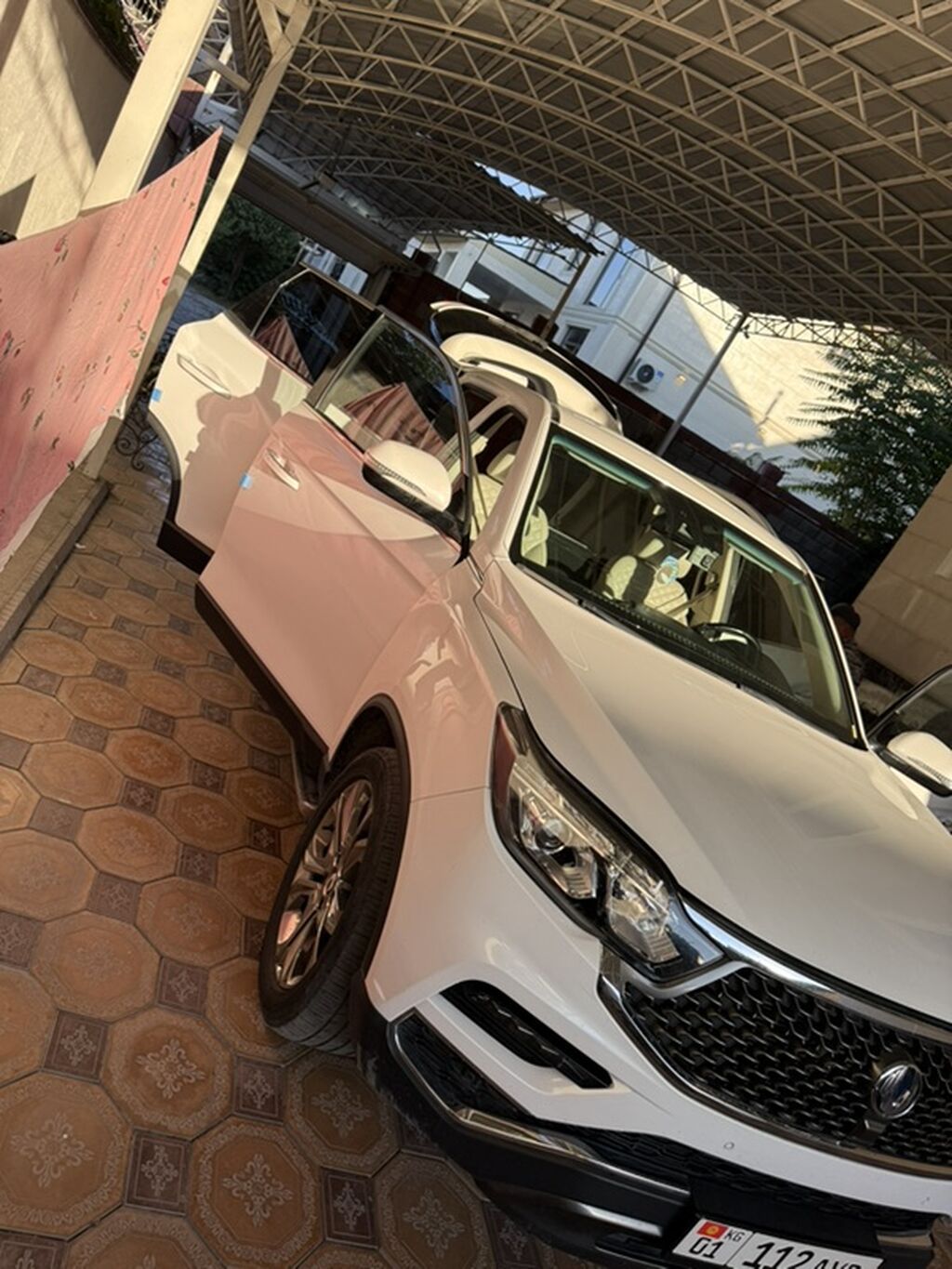 Ssangyong Rexton: 2020 г., 2.2 л, Автомат, Дизель, Внедорожник: фото 2