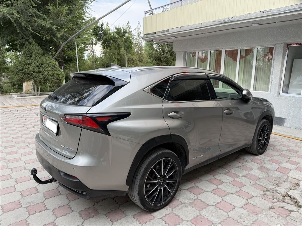 Lexus NX: 2017 г., 2.5 л, Автомат, Гибрид, Кроссовер: фото 5