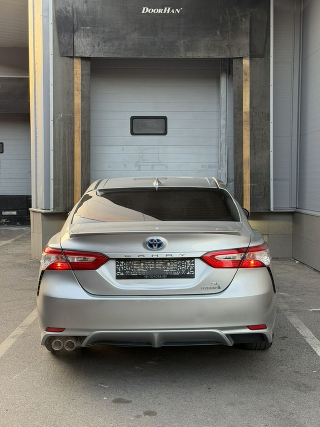 Toyota Camry: 2020 г., 2.5 л, Автомат, Гибрид, Седан: фото 5