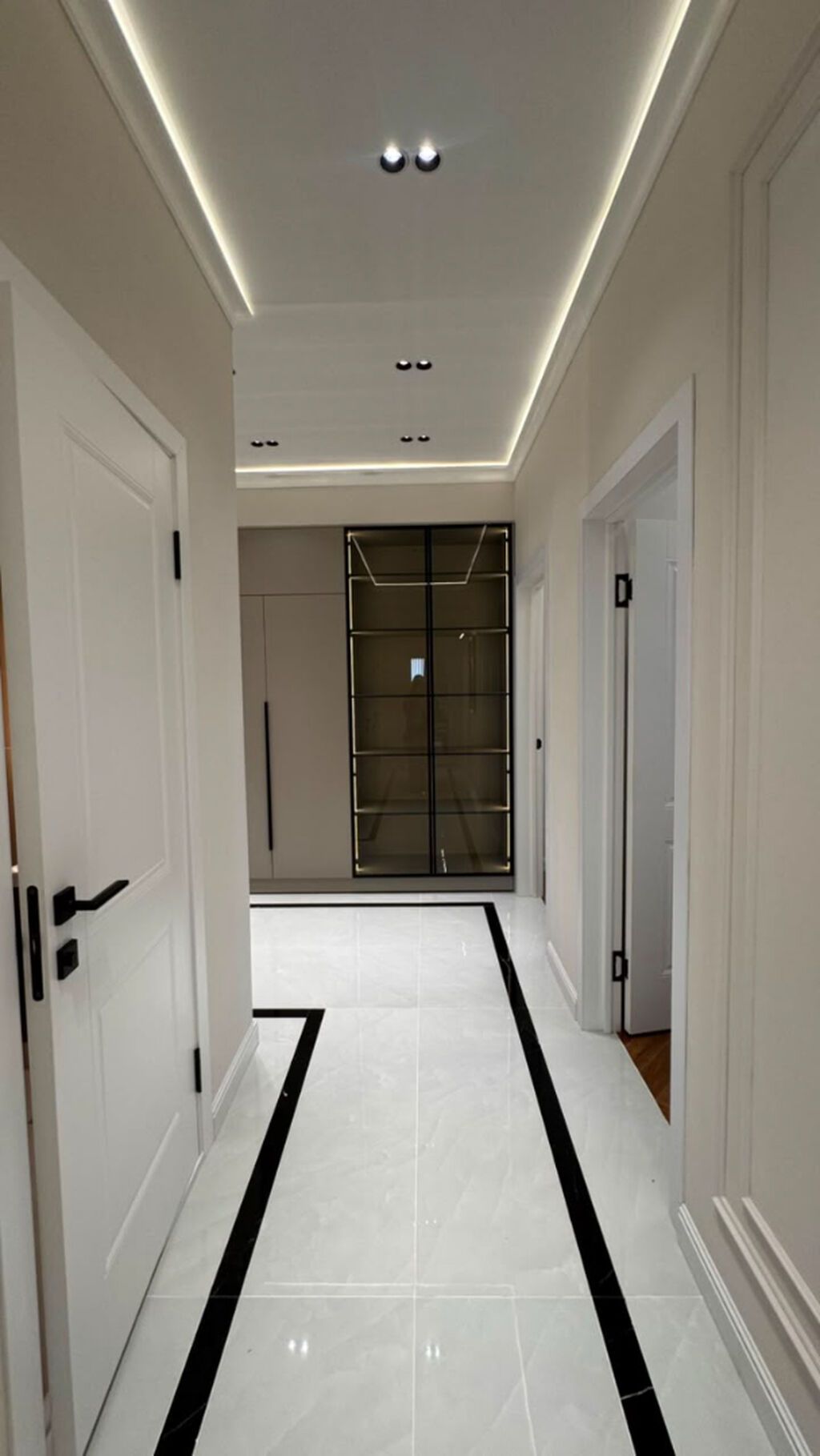 3 комнаты, 100 м², Юнусалиева/Суванбердиева Элитка, 13 этаж, Евроремонт: фото 3
