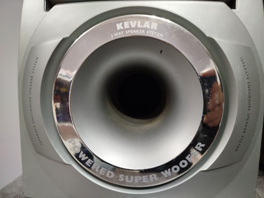 Продаю недорого THOMSON Twin Woofer музыкальный центр редкий модель: фото 4