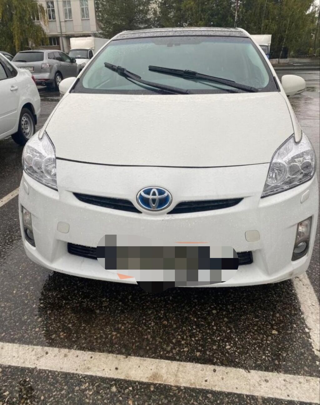 Toyota Prius: 2011 г., 1.8 л, Вариатор, Гибрид, Лифтбек: фото 5