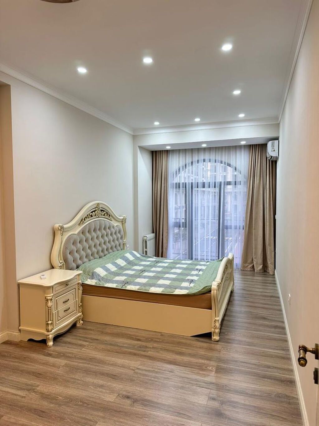 2 комнаты, 76 м², Ала-Арча ТРЦ Элитка, 2 этаж, Евроремонт: фото 2