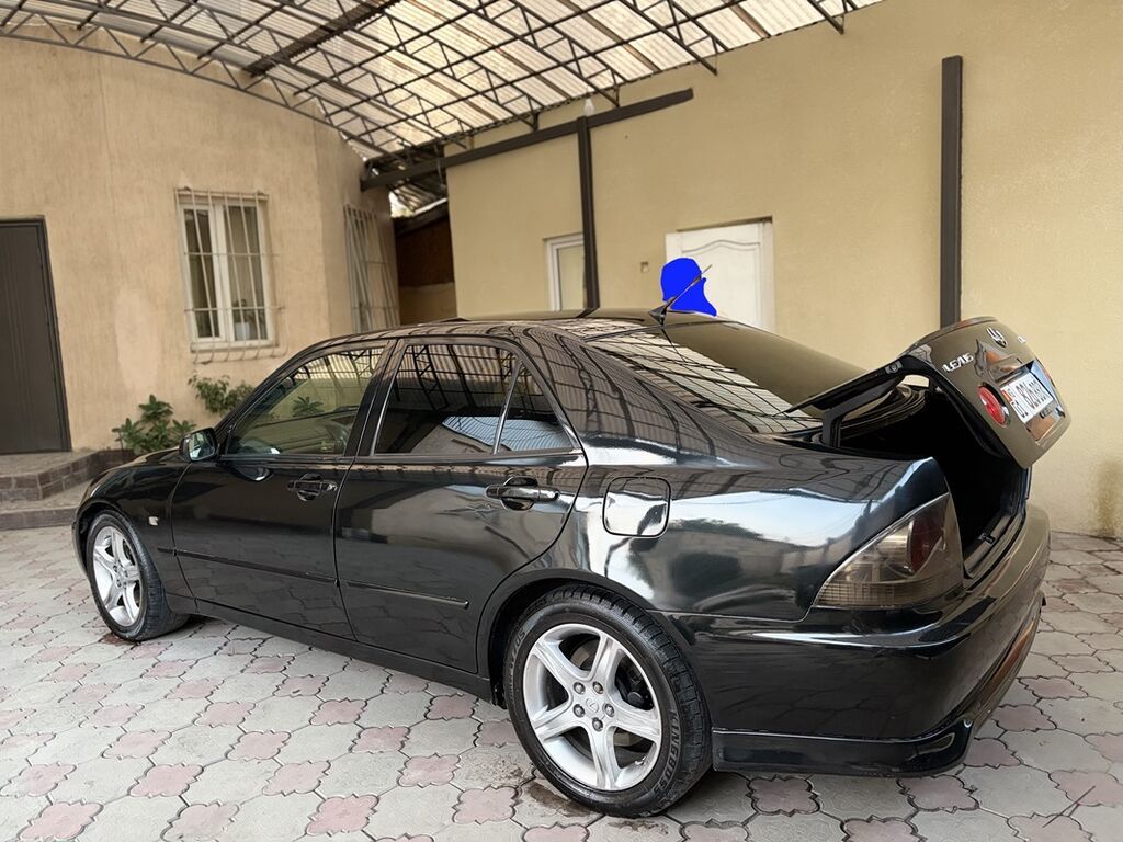 Lexus IS: 2003 г., 2 л, Автомат, Бензин, Седан: фото 5