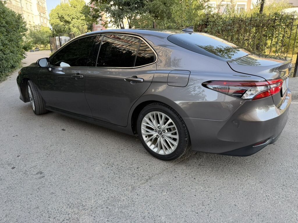 Toyota Camry: 2021 г., 2.5 л, Автомат, Бензин, Седан: фото 5