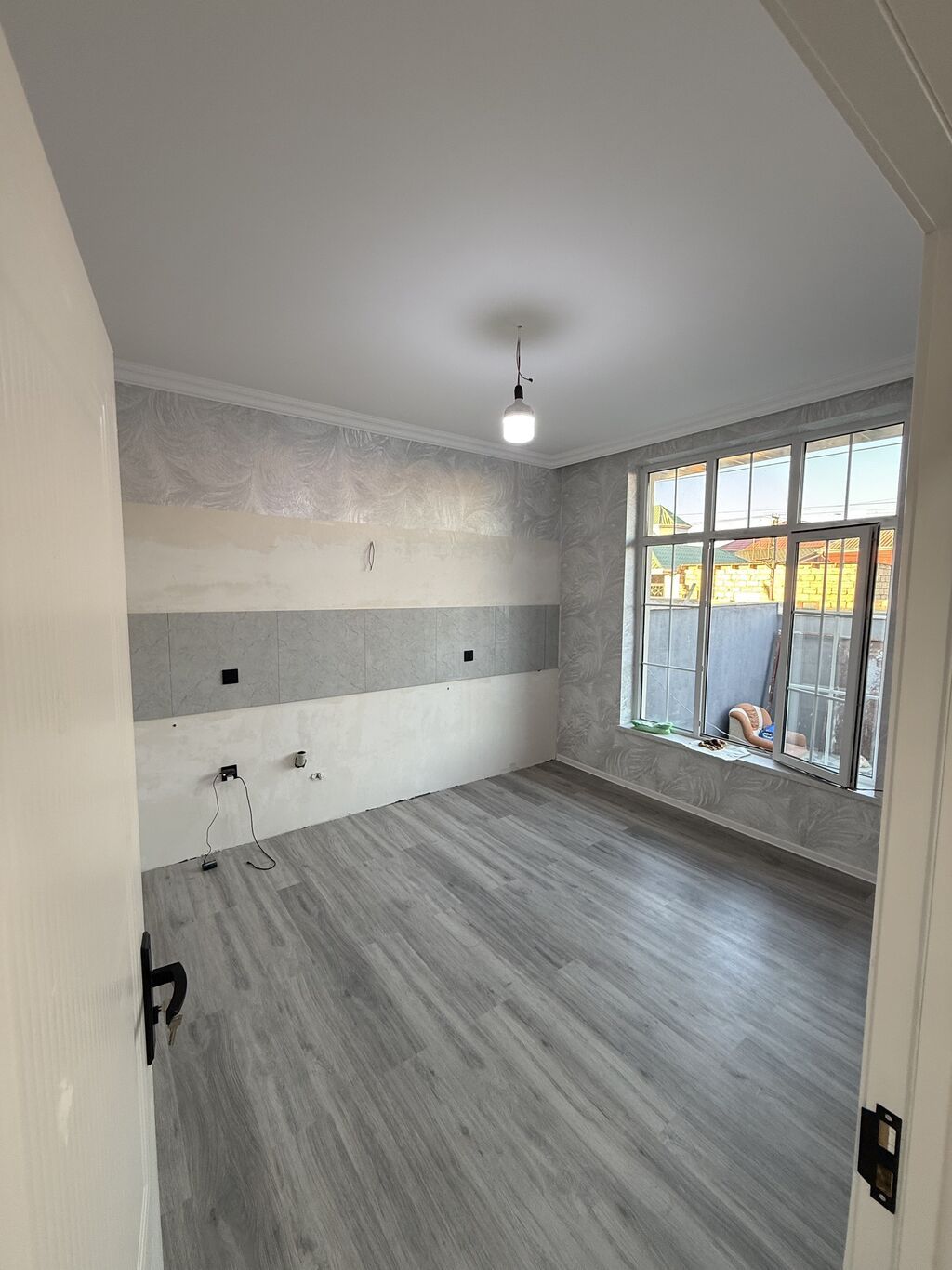 3 otaqlı, 81 kv. m, Yeni təmirli