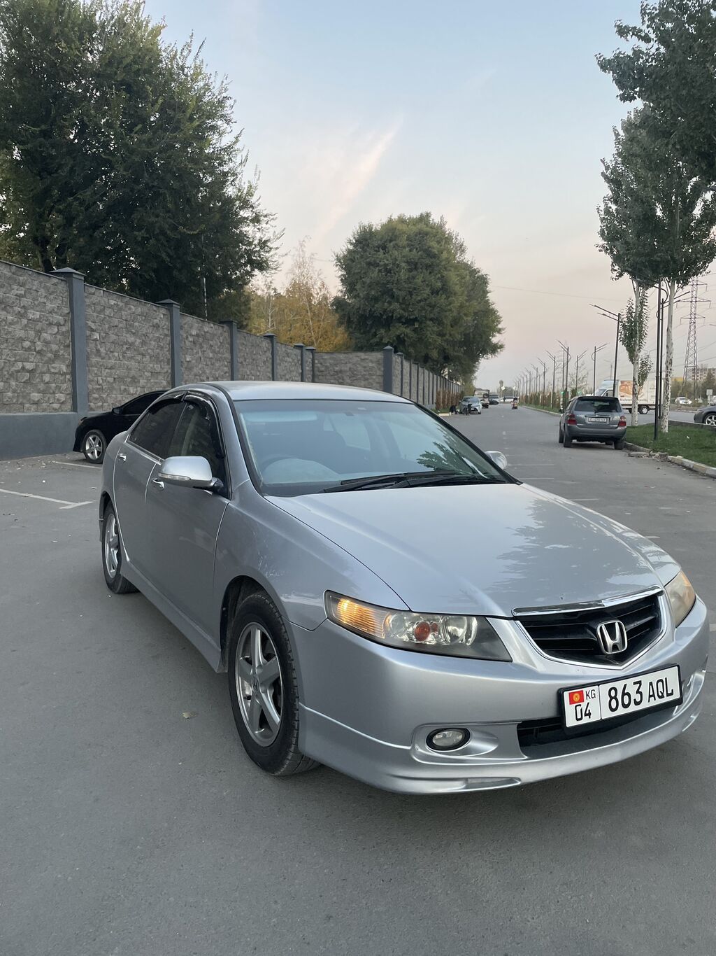 Honda Accord: 2004 г., 2.4 л, Автомат, Бензин, Седан: фото 1