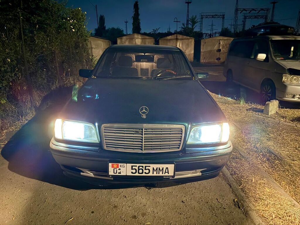 Mercedes-Benz C-Class: 1998 г., 2 л, Автомат, Газ, Седан: фото 8
