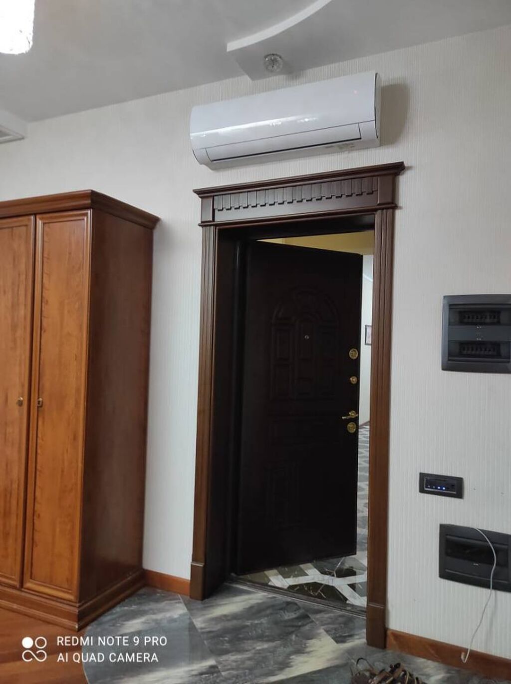 3 otaqlı, Yeni tikili, m. İnşaatçılar, 124 kv. m