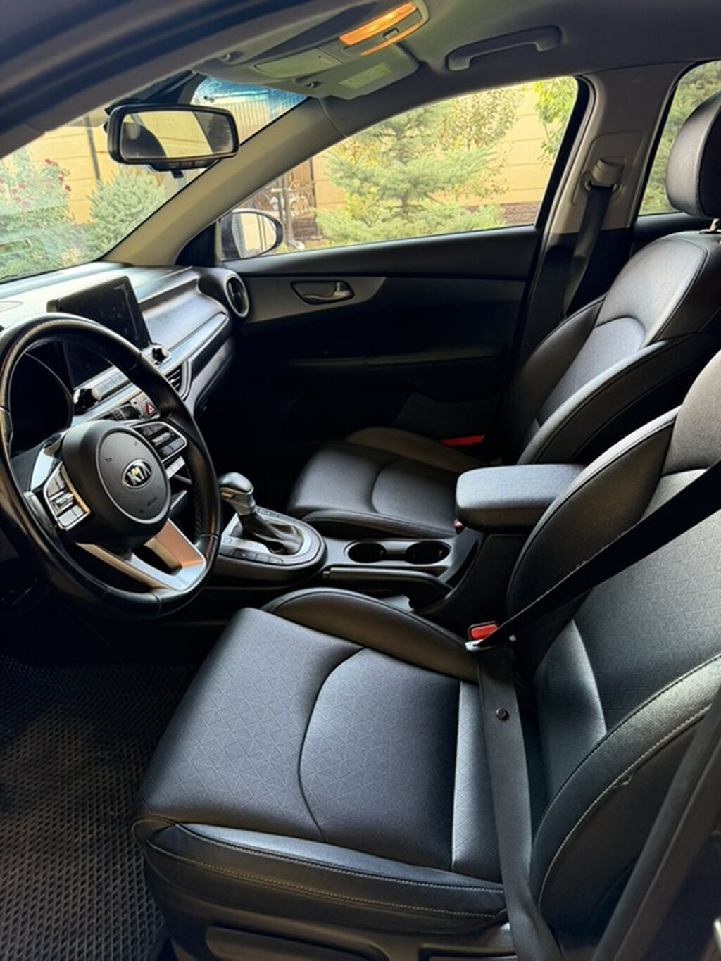 Kia K3: 2020 г., 1.6 л, Автомат, Бензин, Седан: фото 7