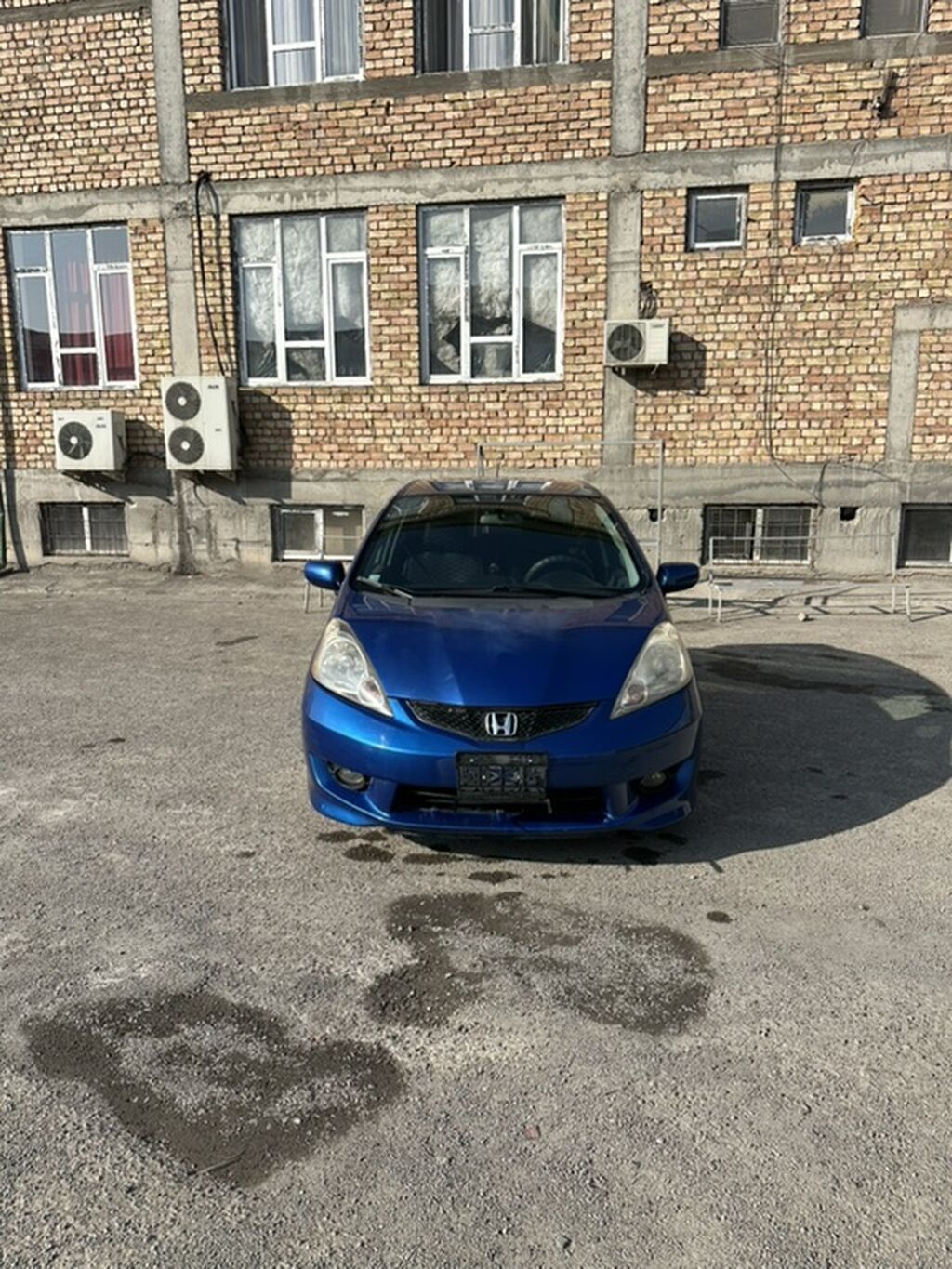 Honda Fit: 2008 г., 1.5 л, Автомат, Бензин, Хэтчбэк: фото 2