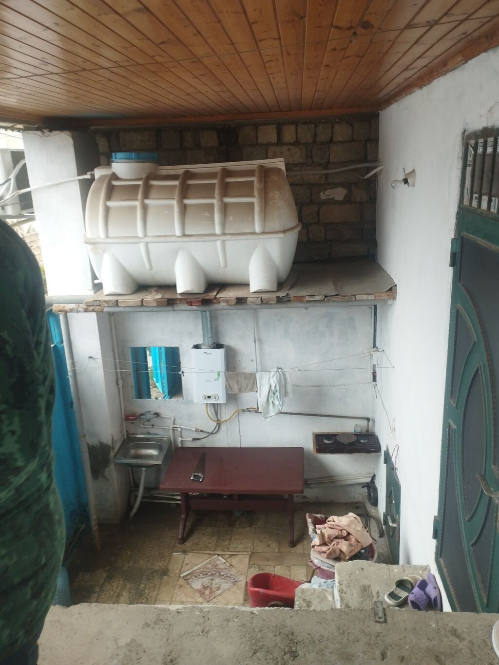 Həyət evi satılır 41-ci Maştağa küçəsi 26 ünvanında. 3 otaq +