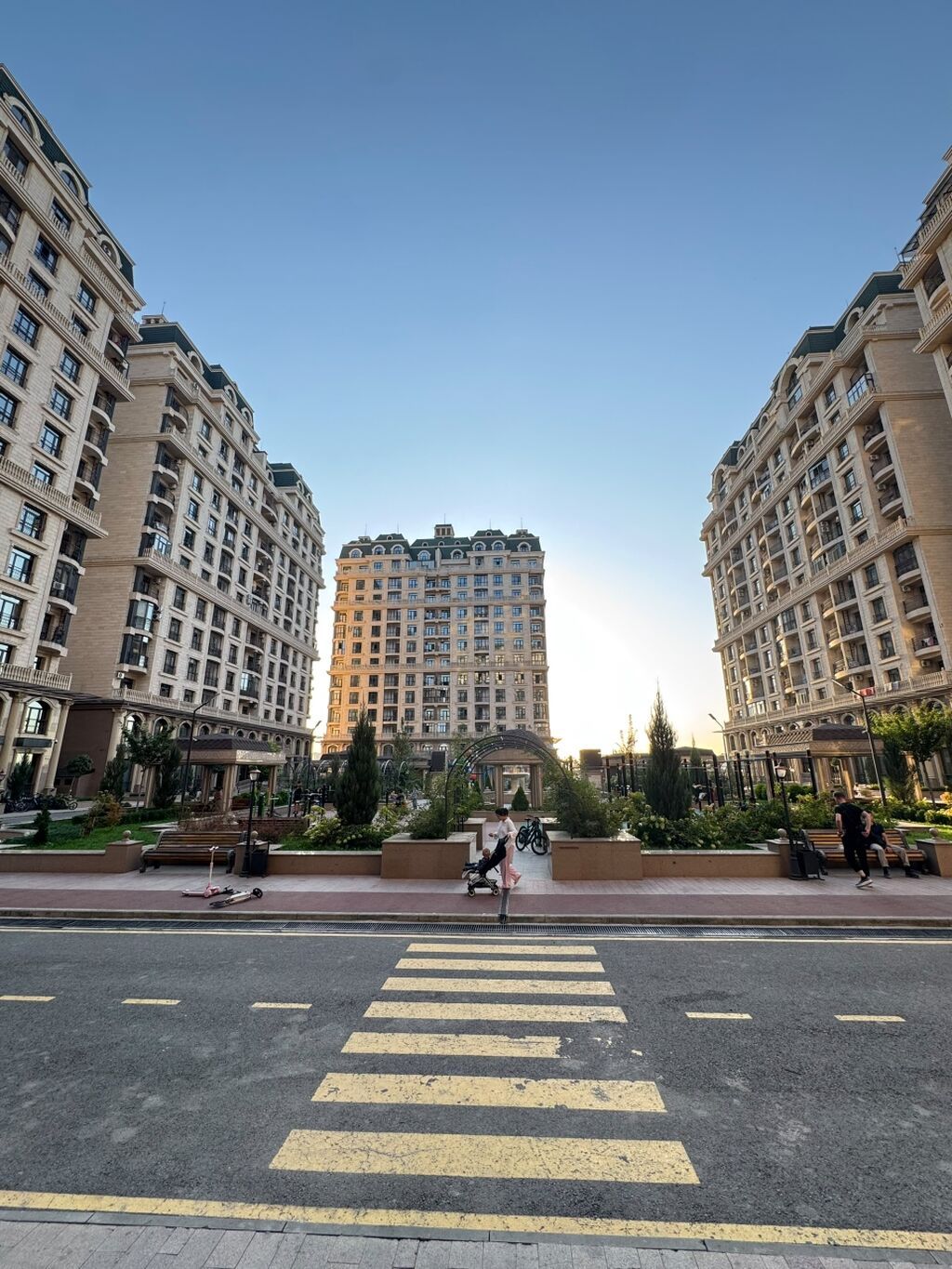 2 комнаты, 74 м², Ак-Кеме Элитка, 4 этаж, Евроремонт: фото 2