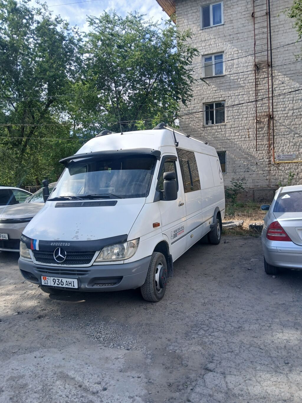 Mercedes-Benz Sprinter (длинная база, высокий кузов) — белый: фото 3
