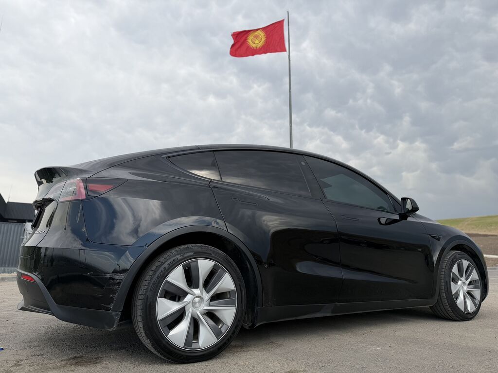Tesla Model Y: 2021 г., Автомат, Электромобиль, Кроссовер: фото 2