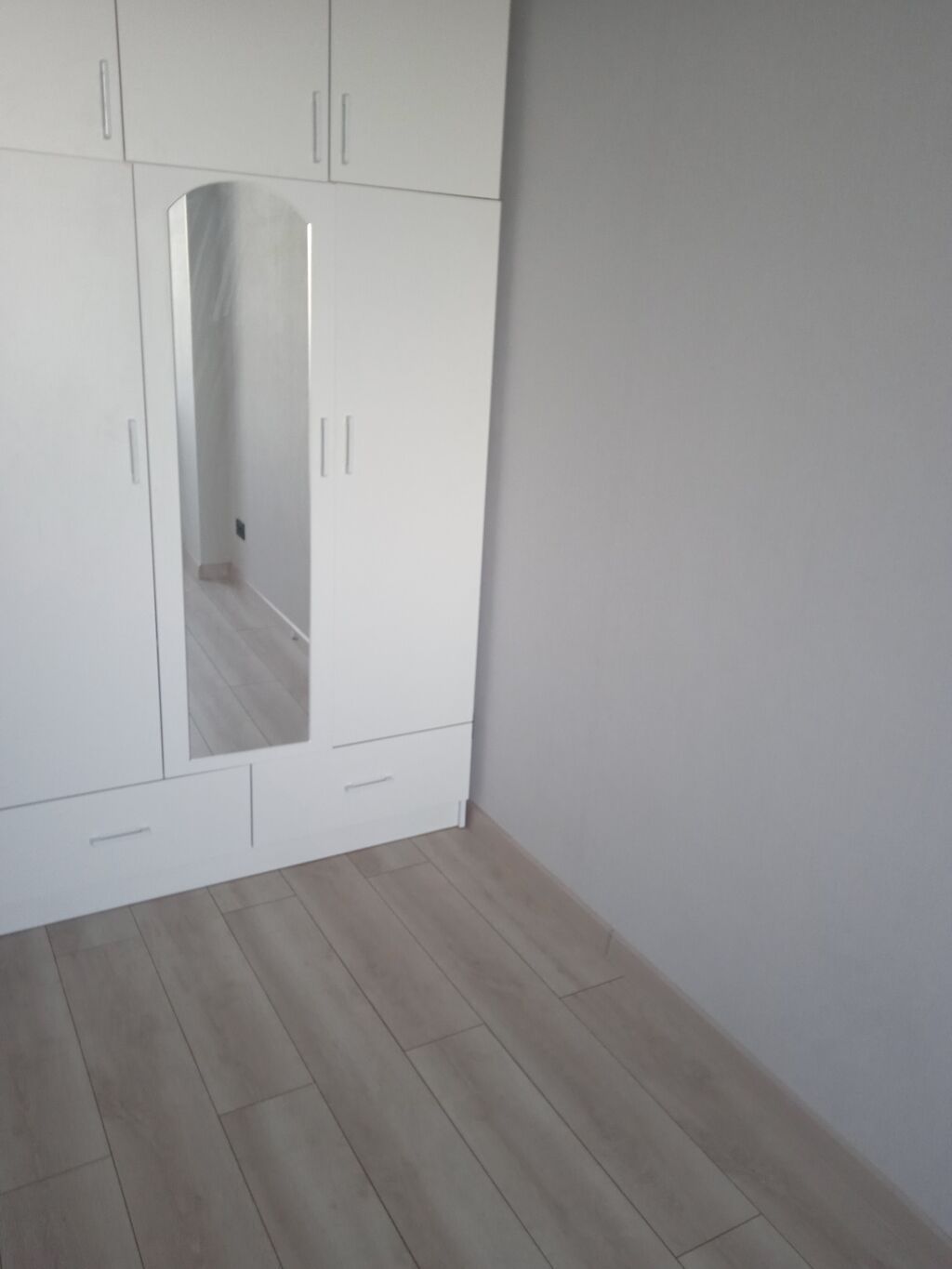 1 комната, 40 м², 3 мкр Элитка, 4 этаж, Евроремонт: фото 3