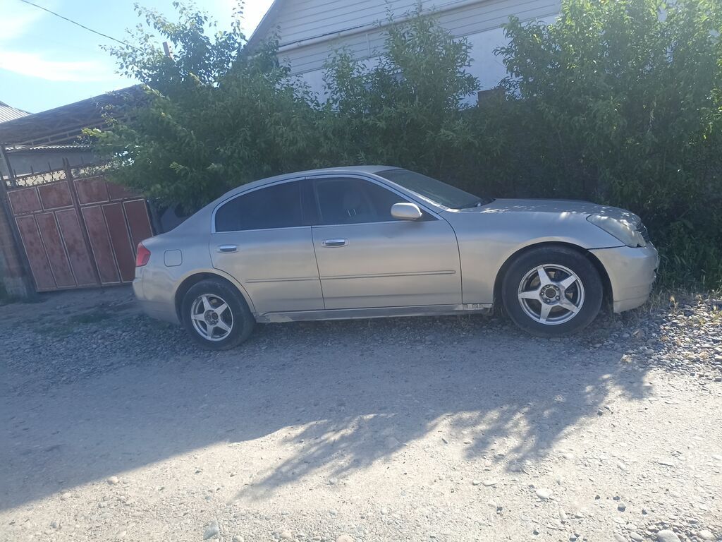 Nissan Skyline: 2003 г., 2.5 л, Автомат, Бензин, Седан: фото 2