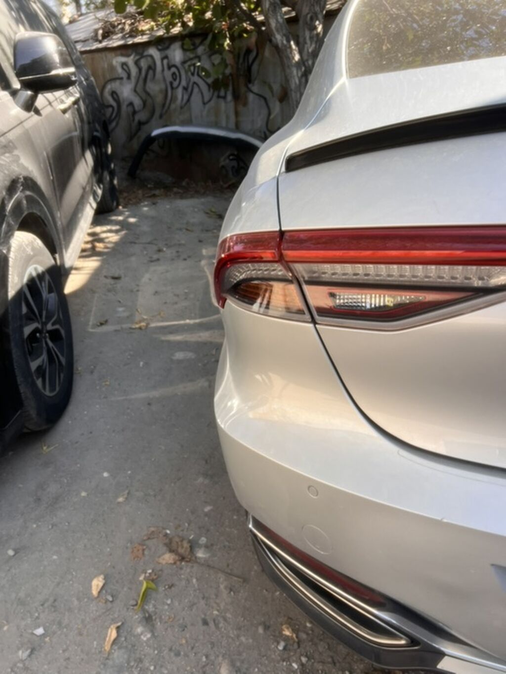 Спойлер на крышку багажника для Hyundai Grandeur (седан, актуальное: фото 3