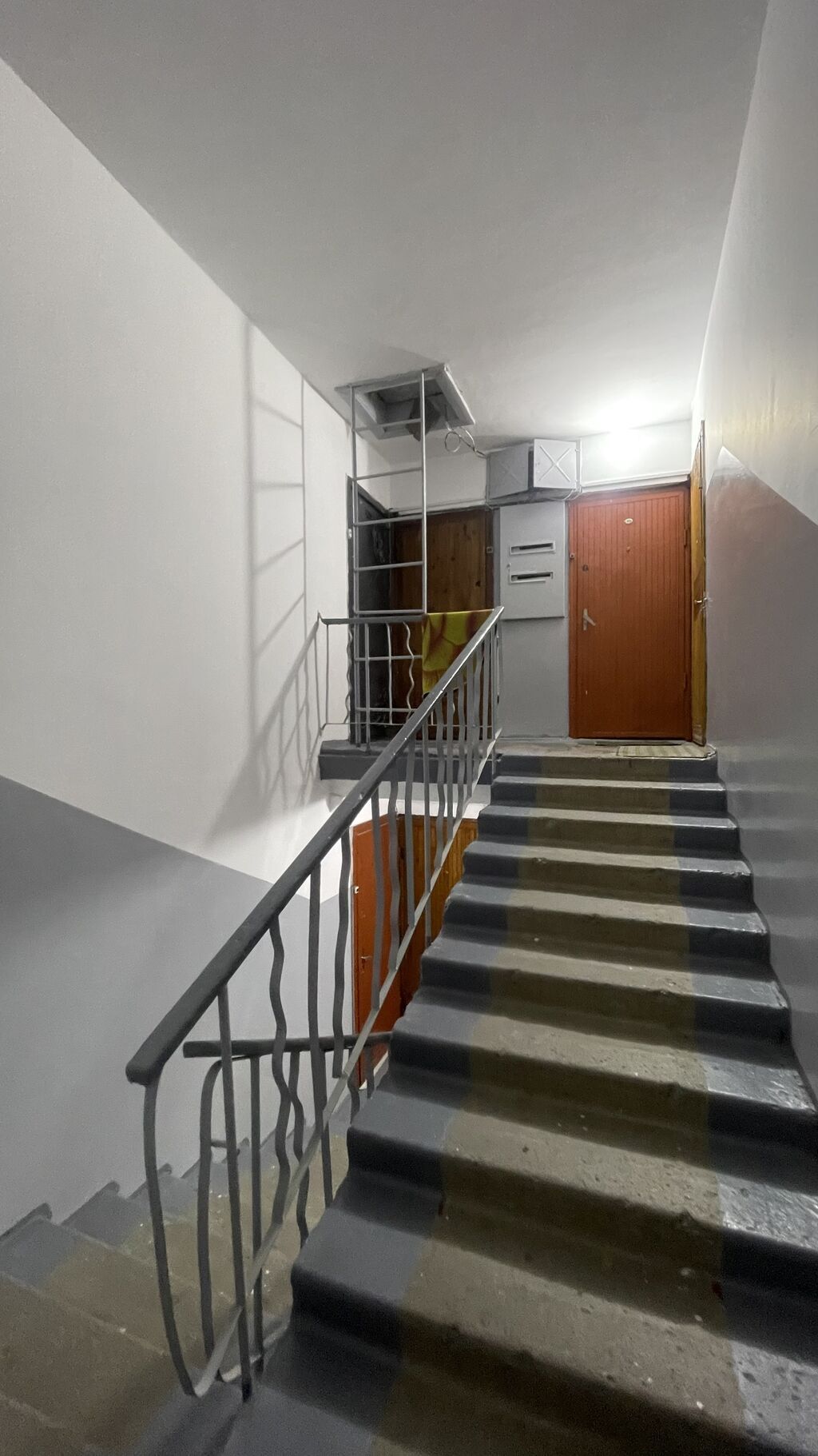 1 комната, 36 м², 5 мкр 104 серия, 4 этаж, Старый ремонт: фото 8