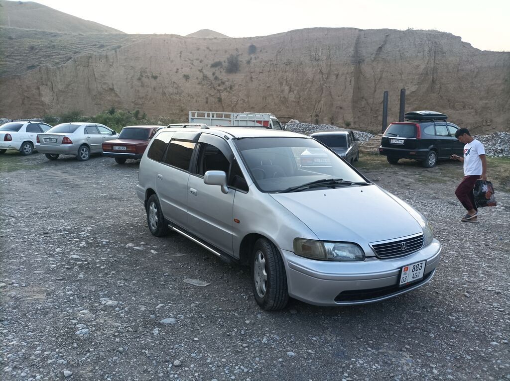 Honda Odyssey: 1997 г., 2.2 л, Автомат, Газ, Минивэн: фото 3
