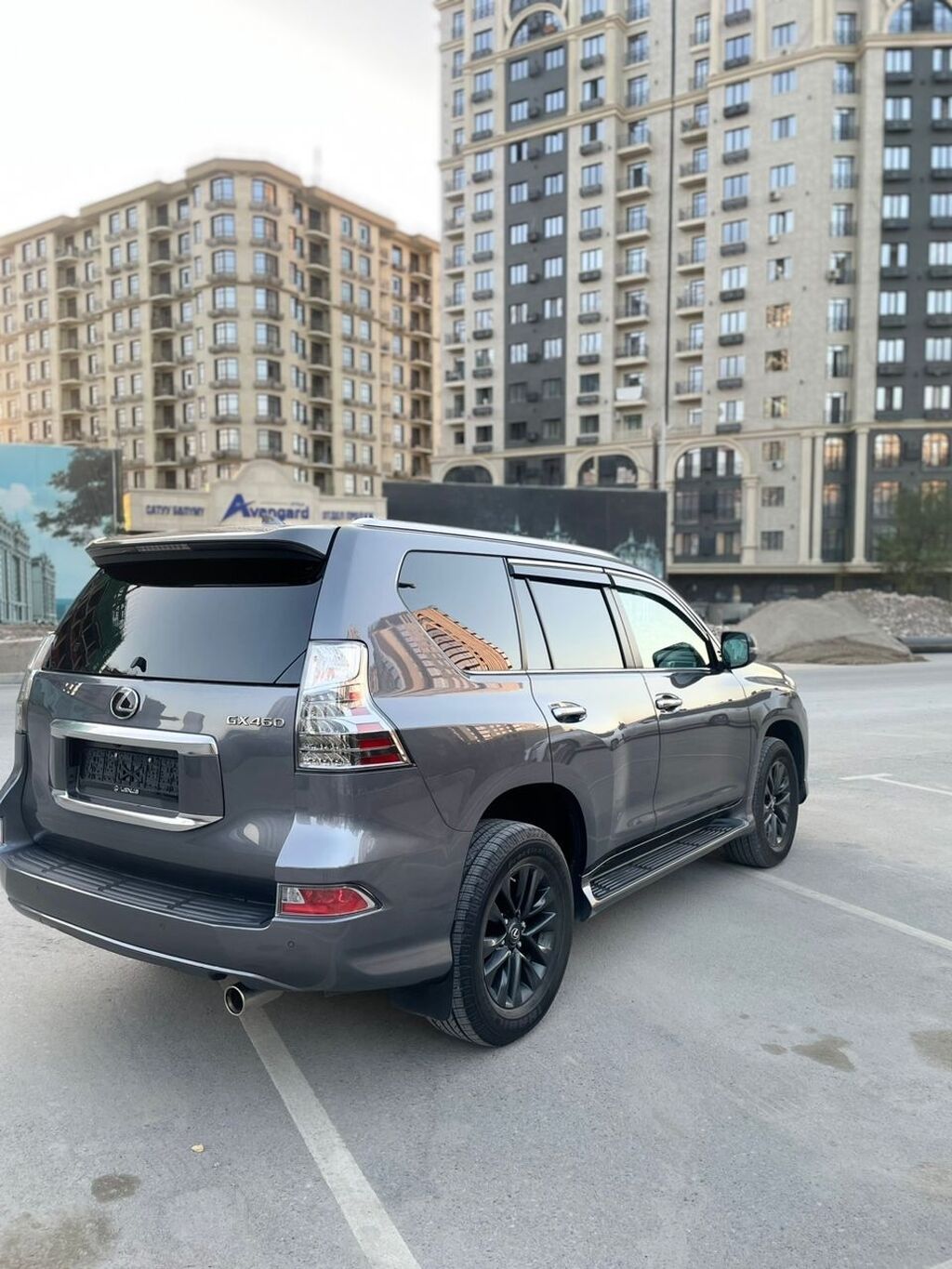 Lexus GX: 2020 г., 4.6 л, Автомат, Бензин, Внедорожник: фото 4