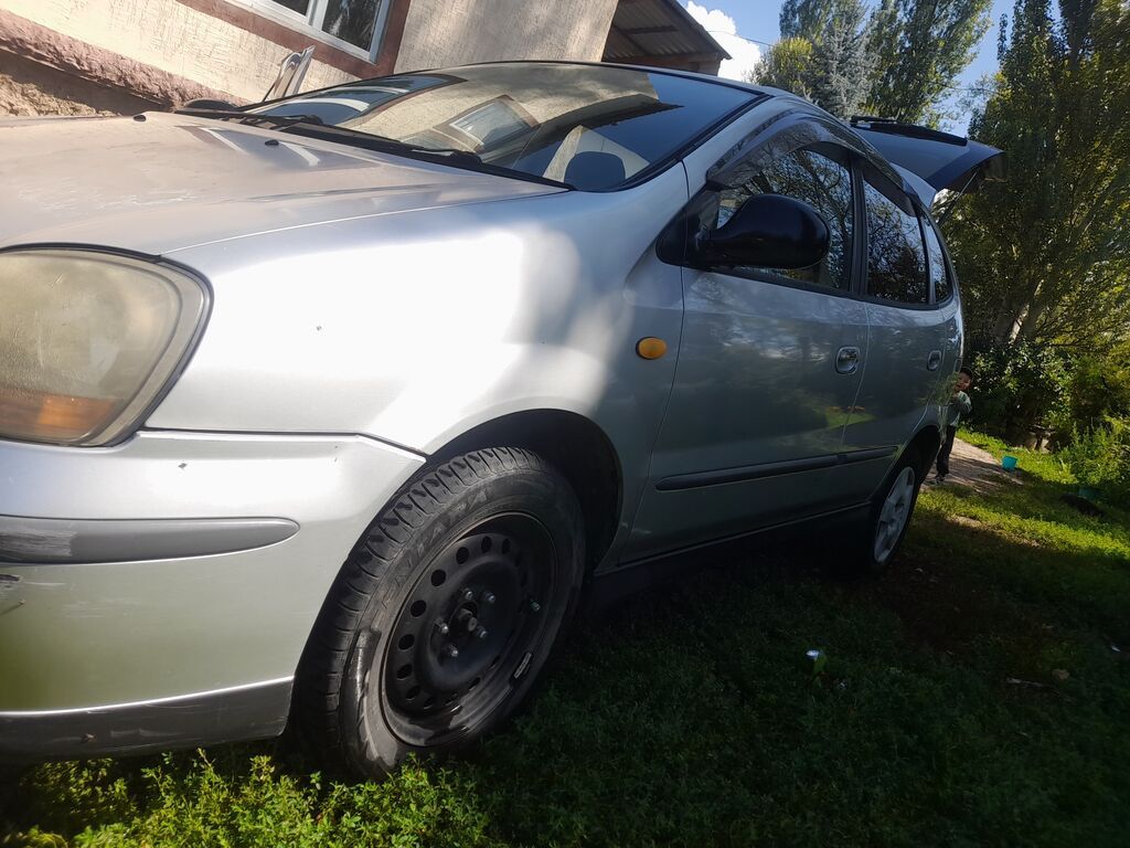 Nissan Almera Tino: 2000 г., 1.8 л, Автомат, Бензин, Минивэн: фото 8