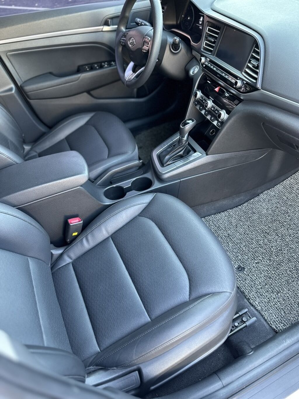 Hyundai Avante: 2020 г., 1.6 л, Вариатор, Бензин, Седан: фото 8