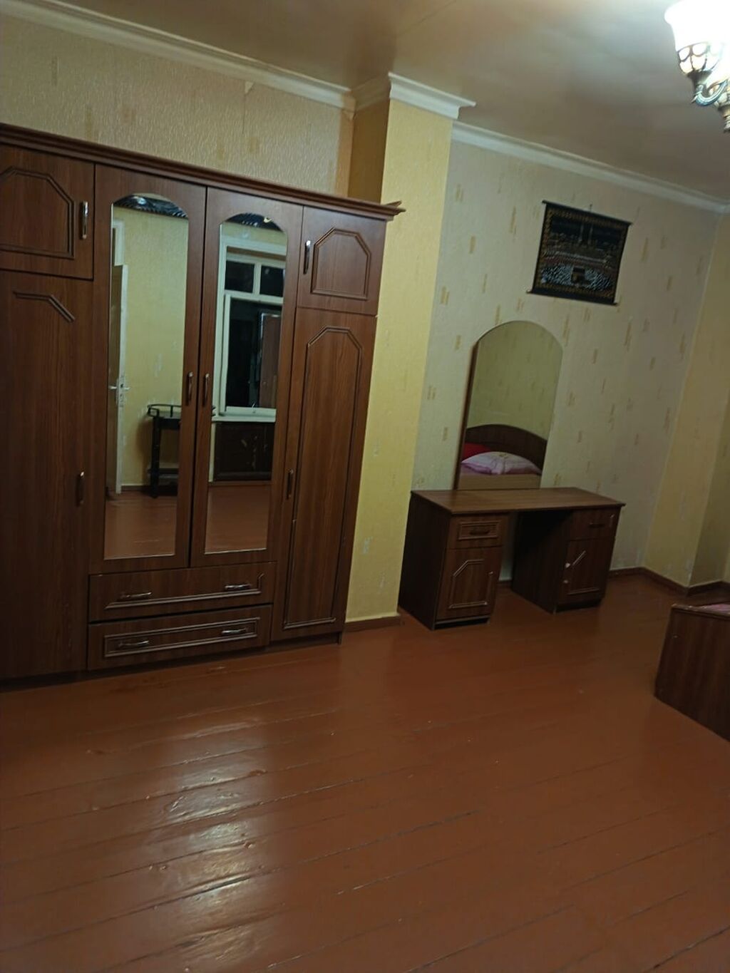 18 kv. m, 1 otaqlı, Qaz, İşıq, Su