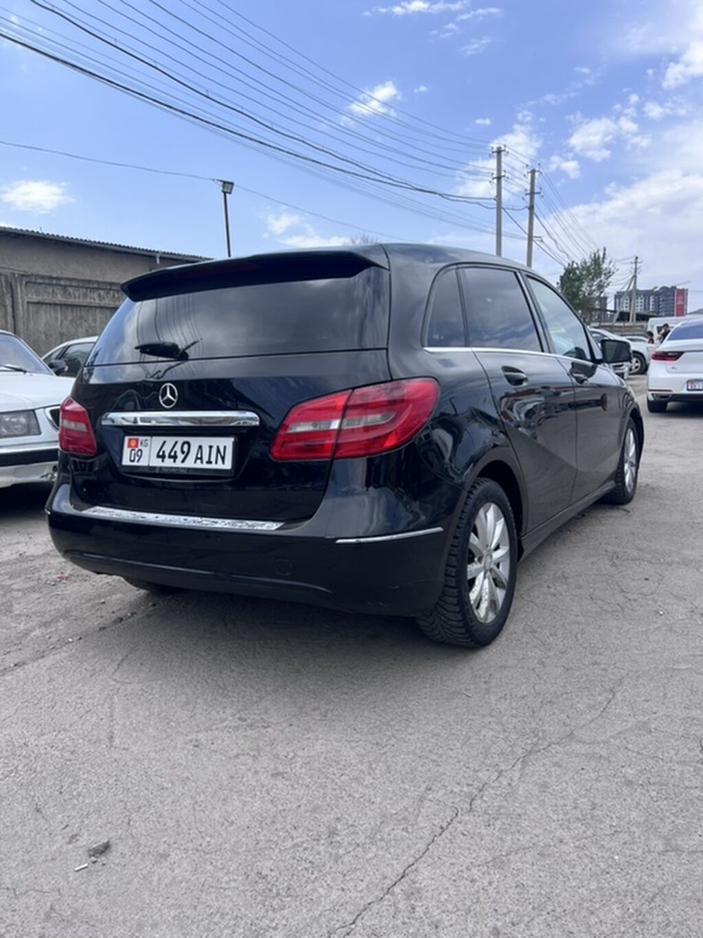 Mercedes-Benz B-Class: 2012 г., Автомат, Бензин, Хэтчбэк: фото 2