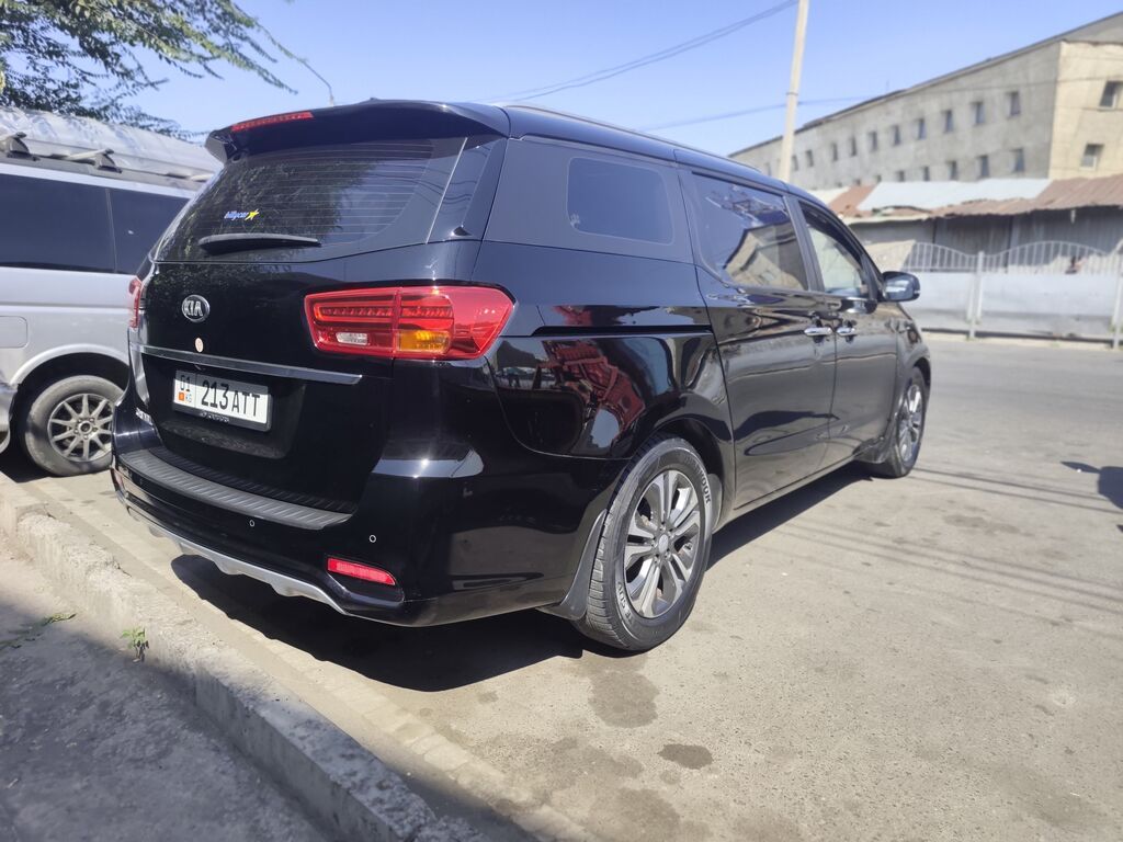 Kia Carnival: 2018 г., 2.2 л, Автомат, Дизель, Минивэн: фото 3