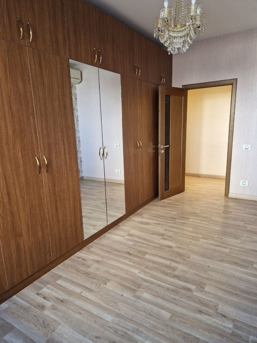 20 Yanvar m/st 2 dəq! «ASP» Melissa YK-da 3 otaqlı, əla təmirli