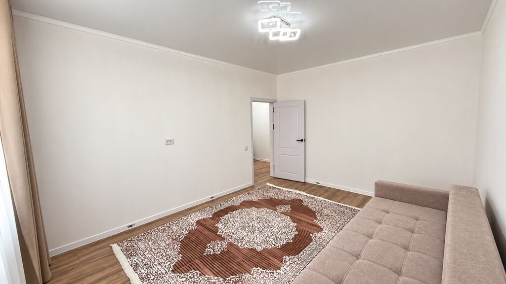 1 комната, 37 м², Индивидуалка, 2 этаж, Евроремонт: фото 2