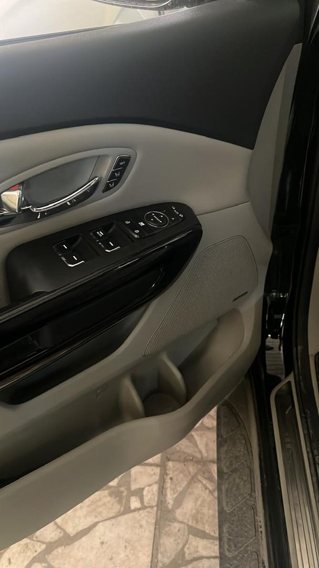 Kia Carnival: 2019 г., 2.2 л, Автомат, Дизель, Минивэн: фото 7