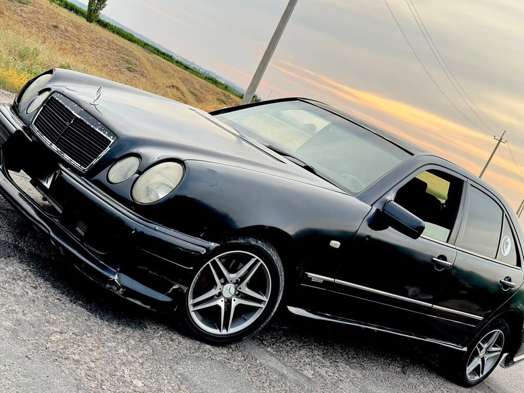 Mercedes-Benz E-Class: 1995 г., Седан: фото 5