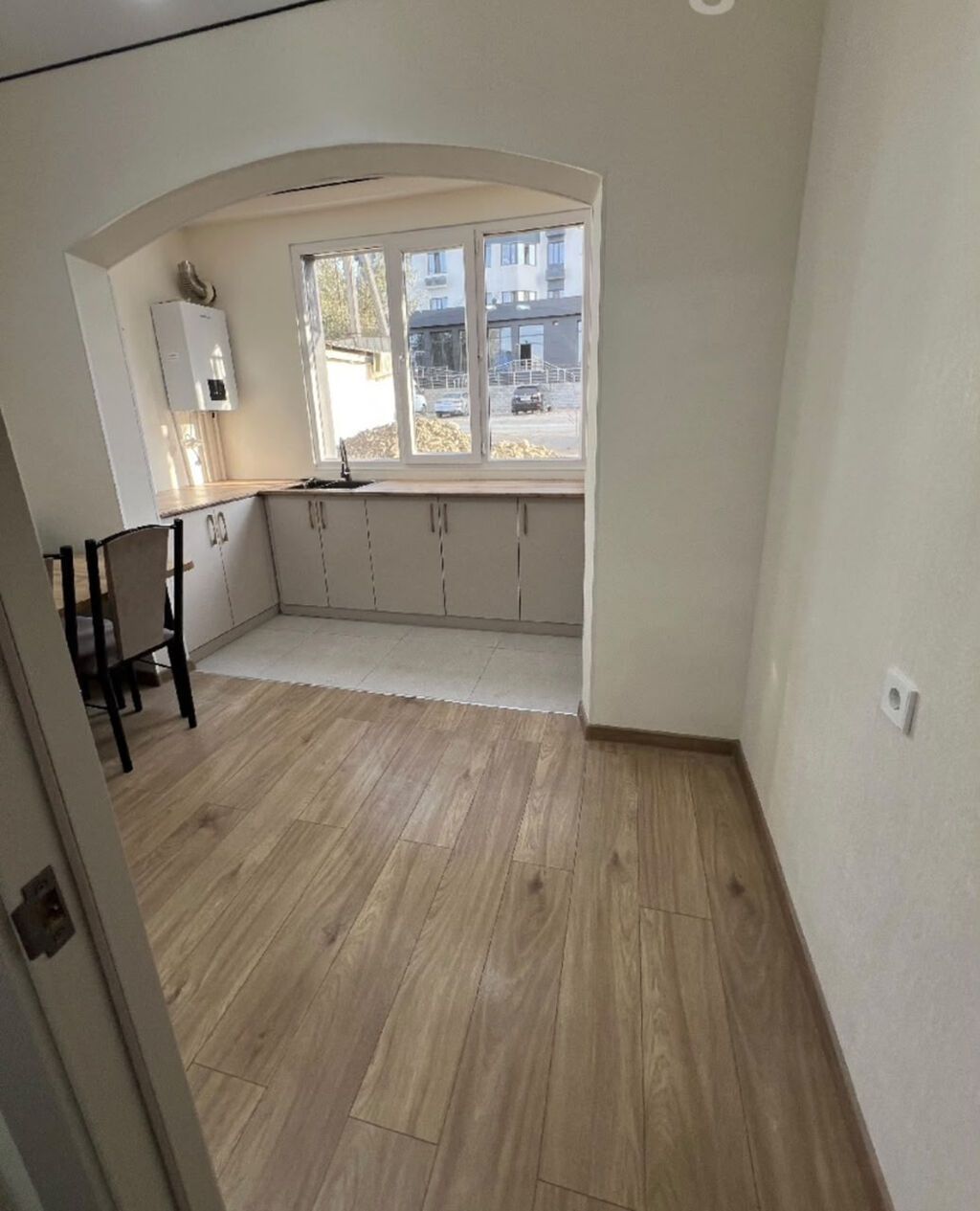 1 комната, 45 м², 106 серия улучшенная, 1 этаж, Евроремонт: фото 5