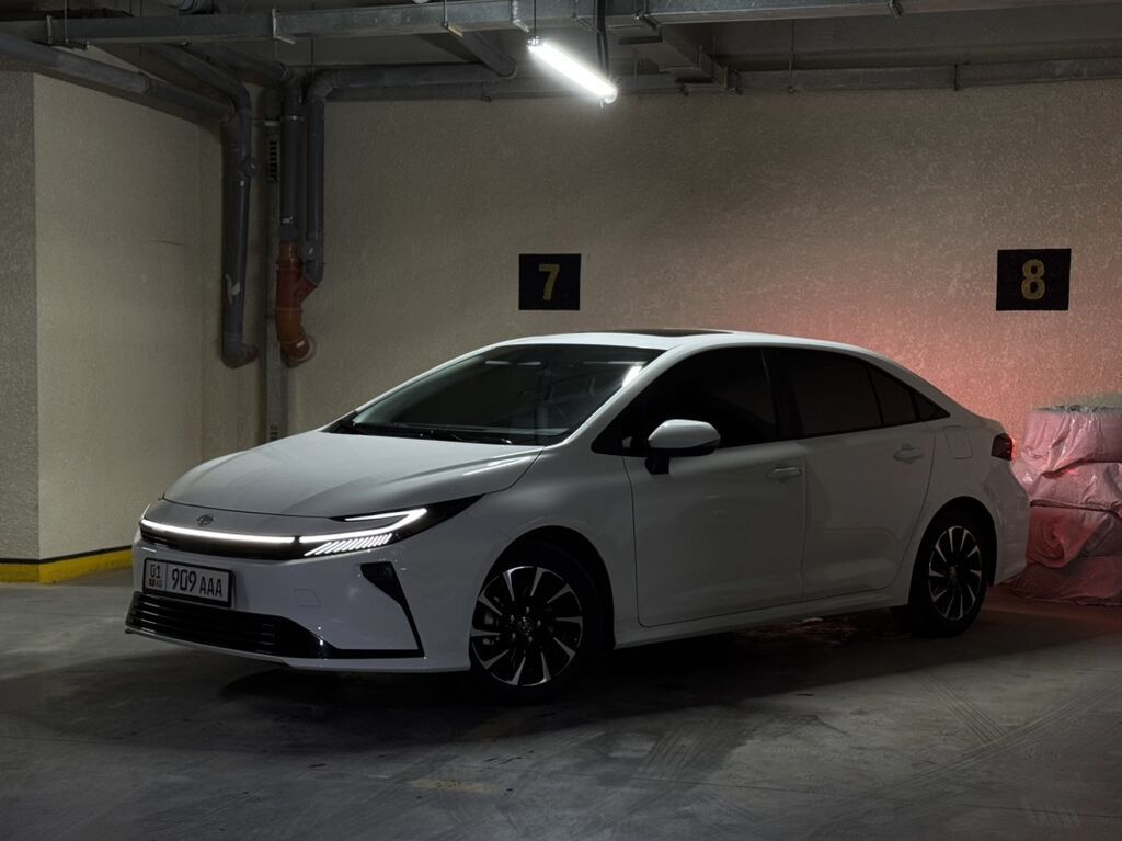 Toyota Corolla: 2026 г., 1.8 л, Автомат, Бензин, Седан: фото 5
