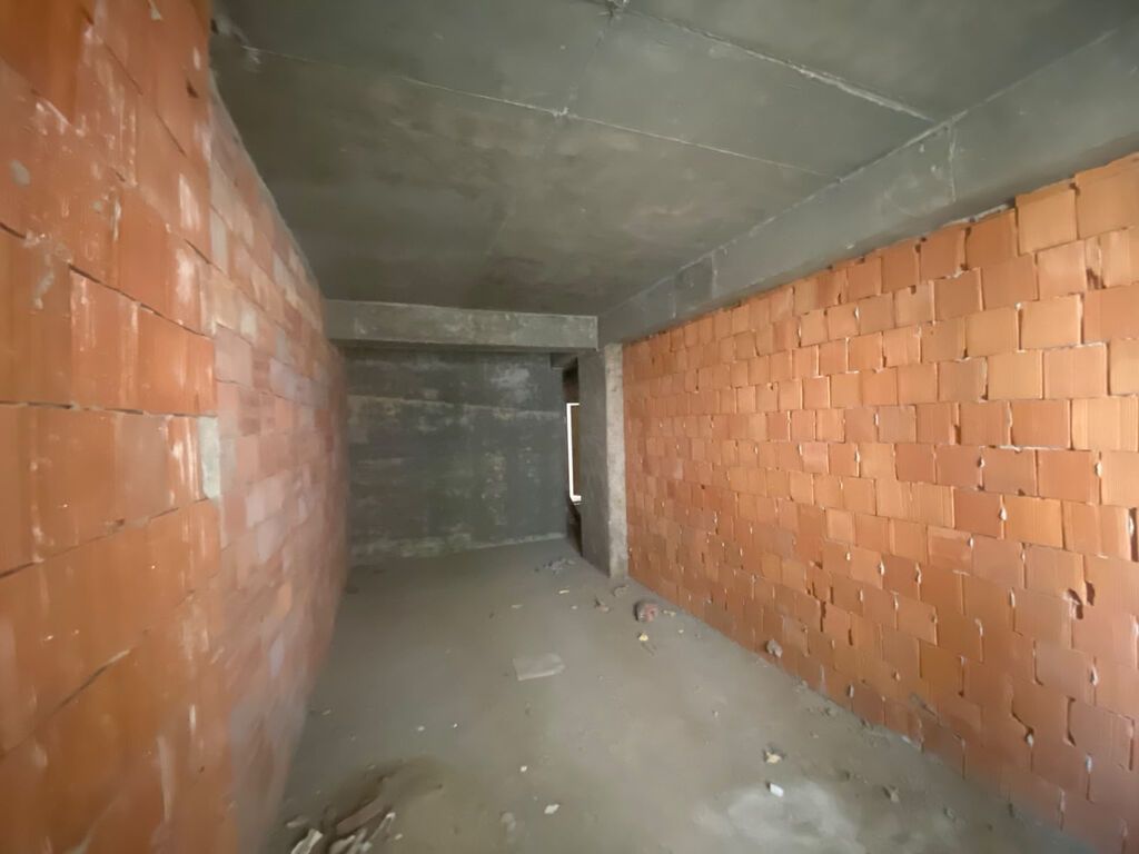 3 otaqlı, Yeni tikili, 135 kv. m