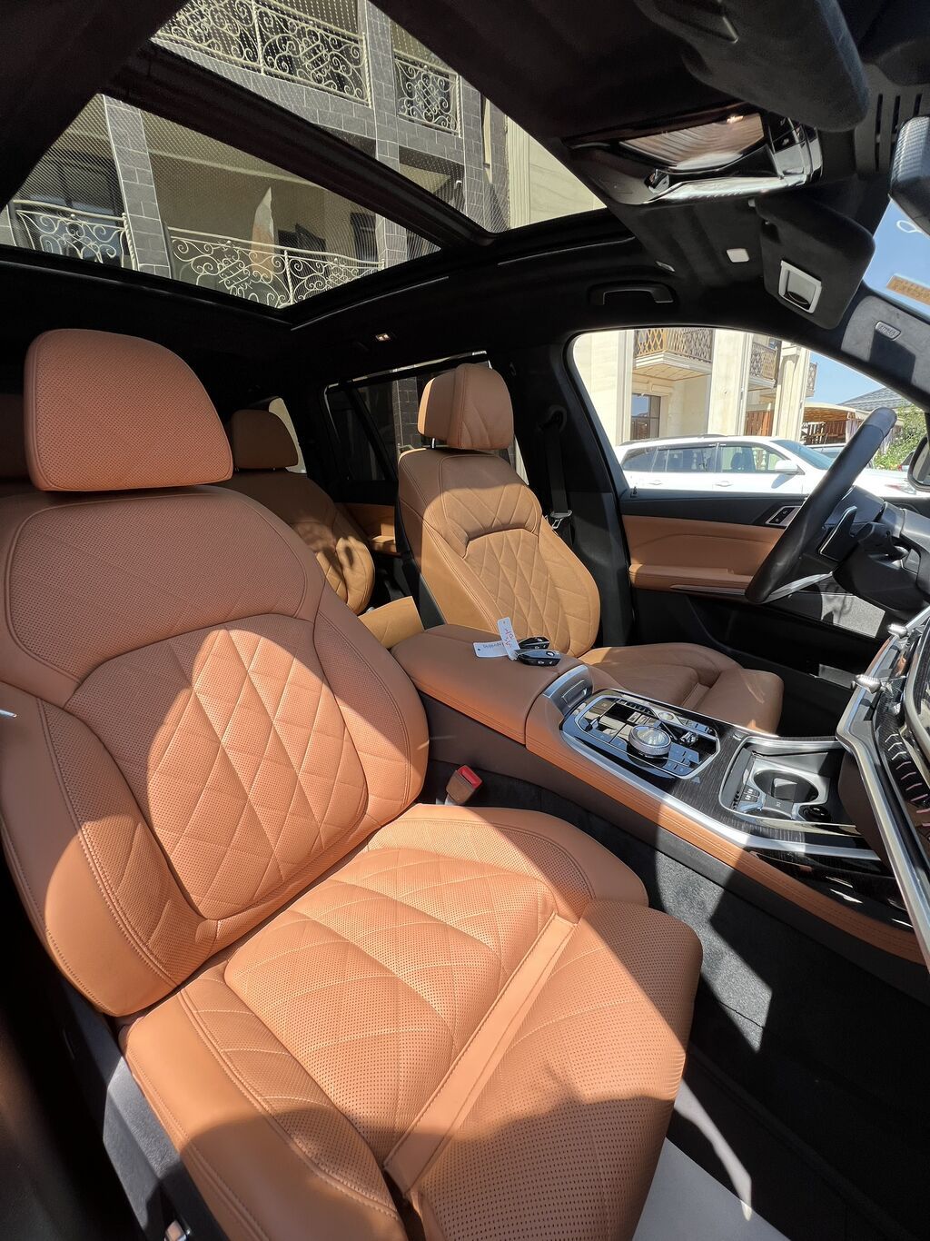 BMW X7: 2022 г., 3 л, Автомат, Бензин, Кроссовер: фото 8